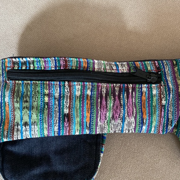 Patterned Fanny Pack - Picture 4 of 5